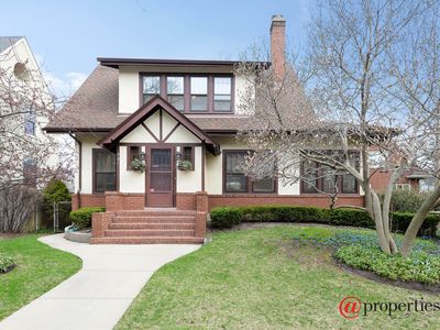 907 Reba Pl, Evanston, IL, 60202
