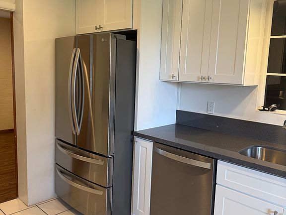 5th image of 1017 E Ocotillo Rd