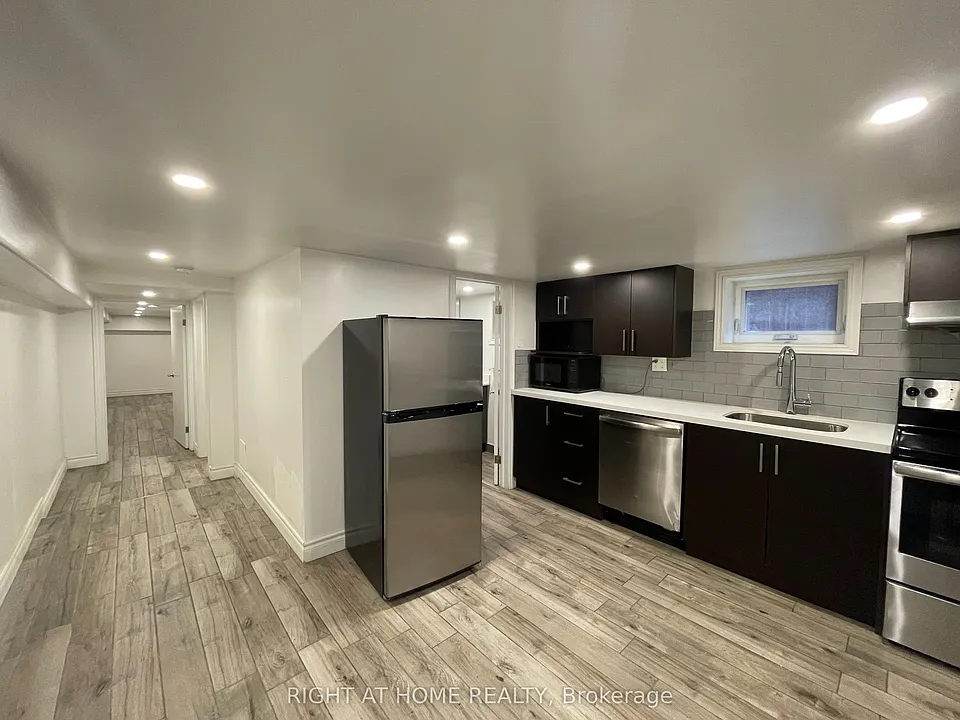 755 Dupont St #B
