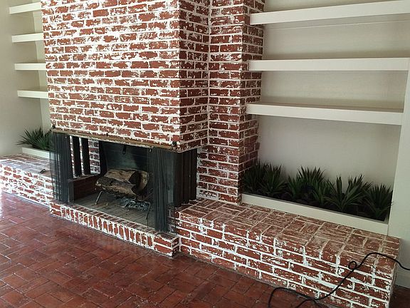 4th image of 1301 Preston Dr