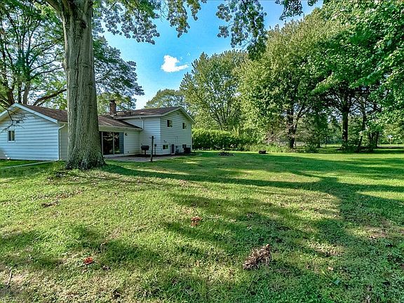 5th image of 6025 Somerset Dr