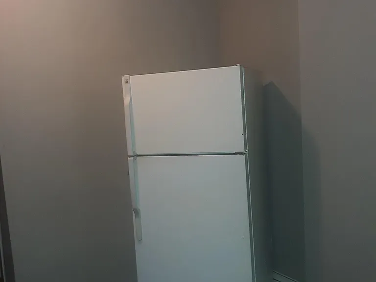 35 Washington St #3 — Photo 8
