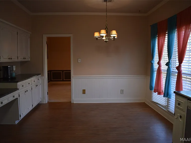 414 Arrowhead Dr — Photo 10