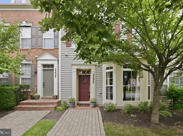 23925 Catawba Hill Dr, Clarksburg, MD 20871
