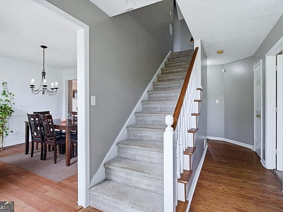 4th image of 204 Maddox Rd