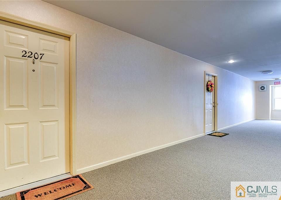 2207 Candlelight Ct 2207, Helmetta, NJ 08828 Zillow