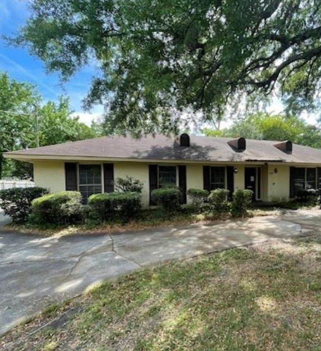 1st image of 2556 Carter Hill Rd
