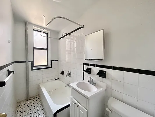 Rented by Corcoran | media 15