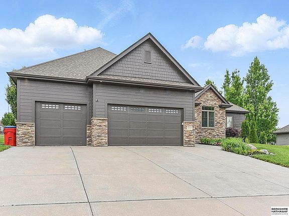 2nd image of 10218 Spyglass Dr