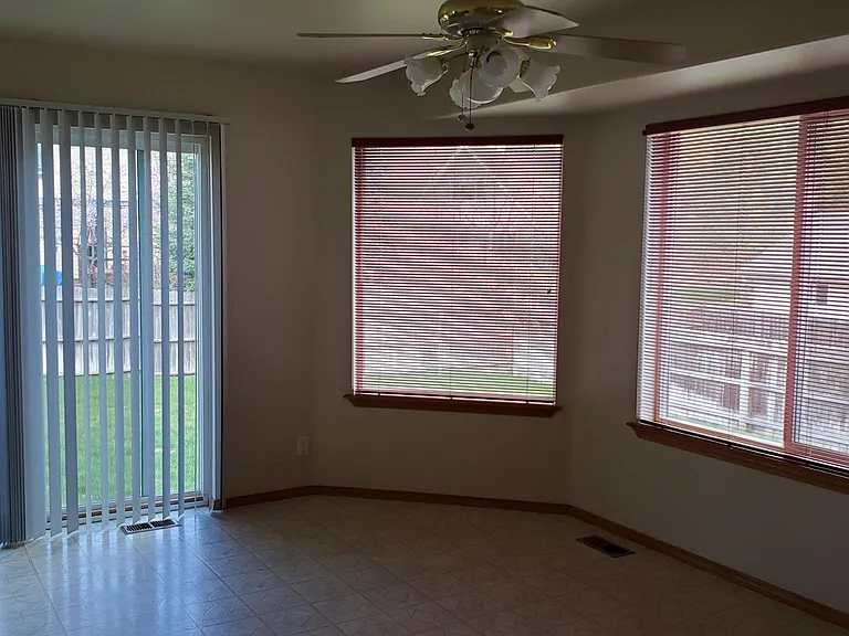 2131 E Briarleaf Ave — Photo 13
