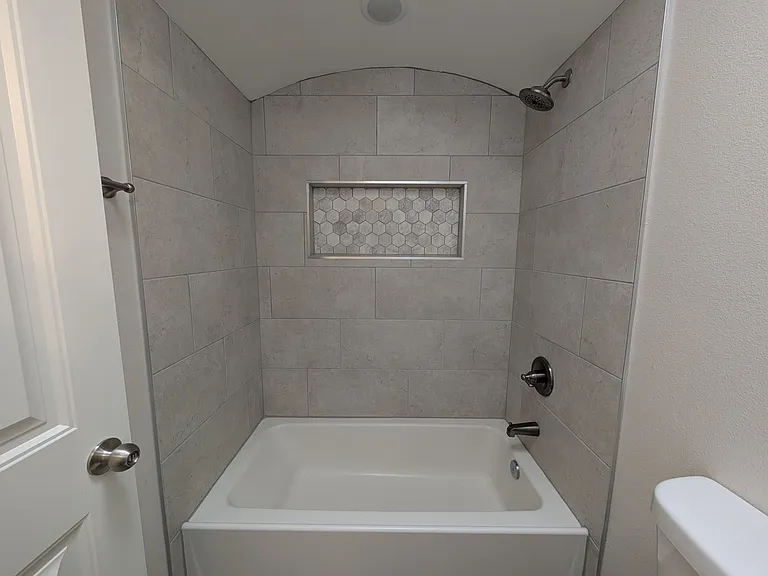 517 La Entrada Cir — Photo 17