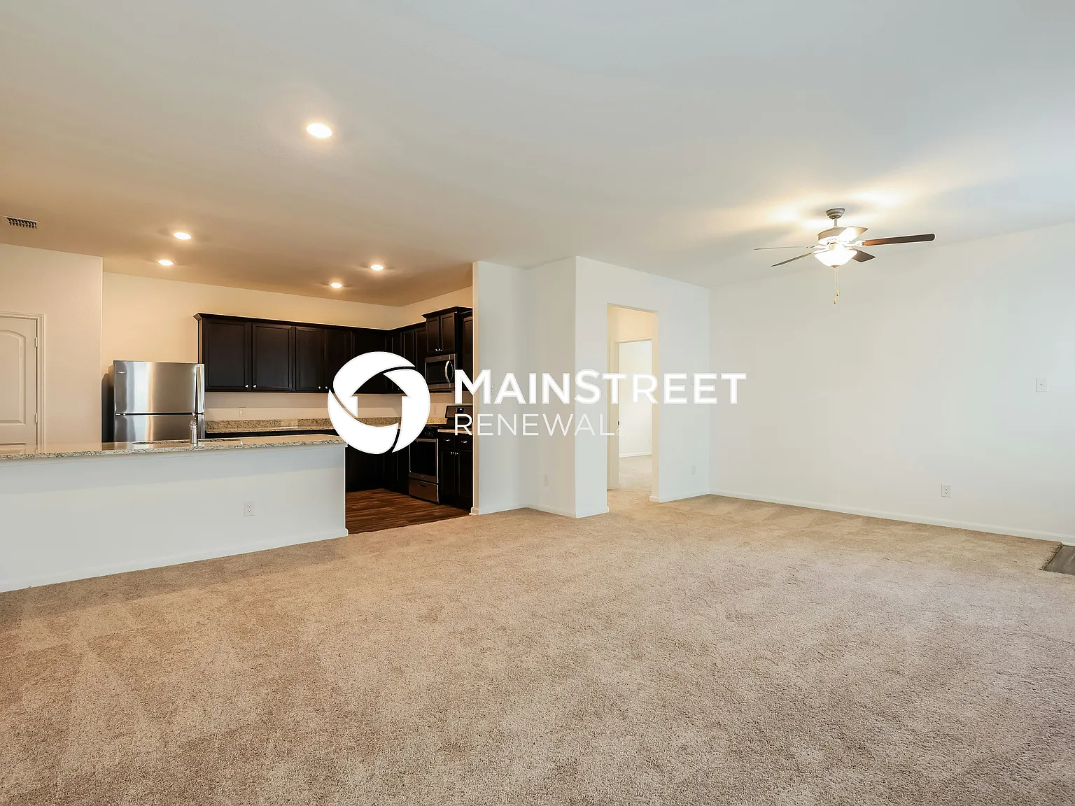 818 Shady Brook — Photo 3