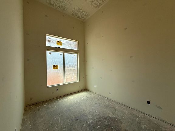 5th image of 559 S Serenity Cir