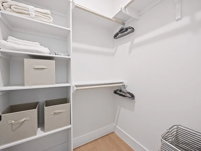 4110 Dreyfus St #B — Photo 9