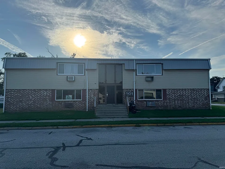 801 Princeton St #101