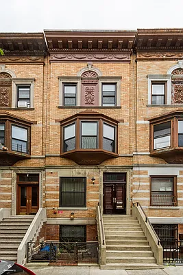 Rented by Dixon Advisory USA Inc. | media 17