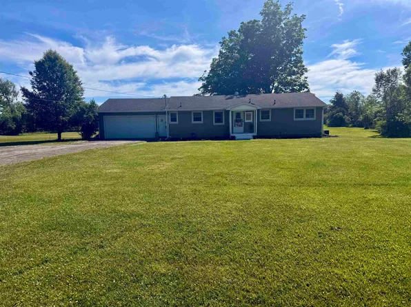 2041 Vandekarr Rd, Owosso, MI 48867