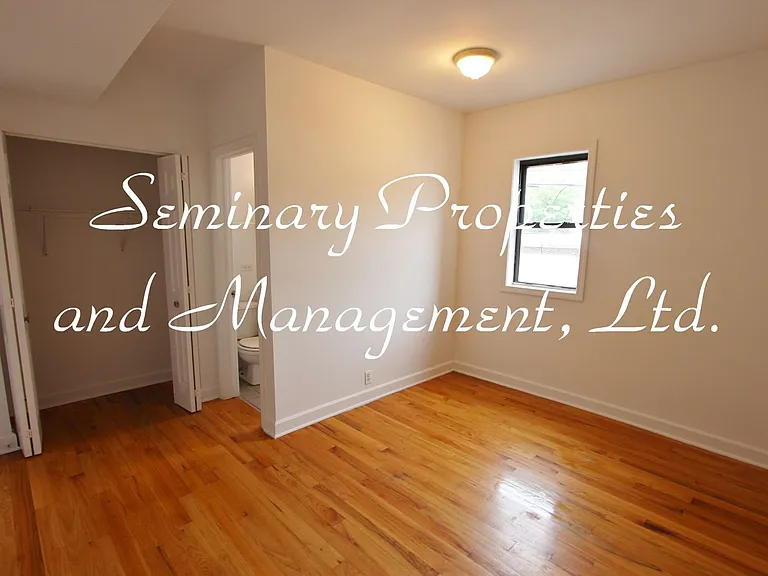 Great apartments in the heart of Uptown, one block from the red line — Photo 72