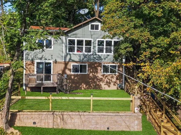 25682 W Marion Ave, Ingleside, IL 60041