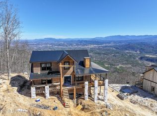 2129 Ross Way, Sevierville, TN 37876