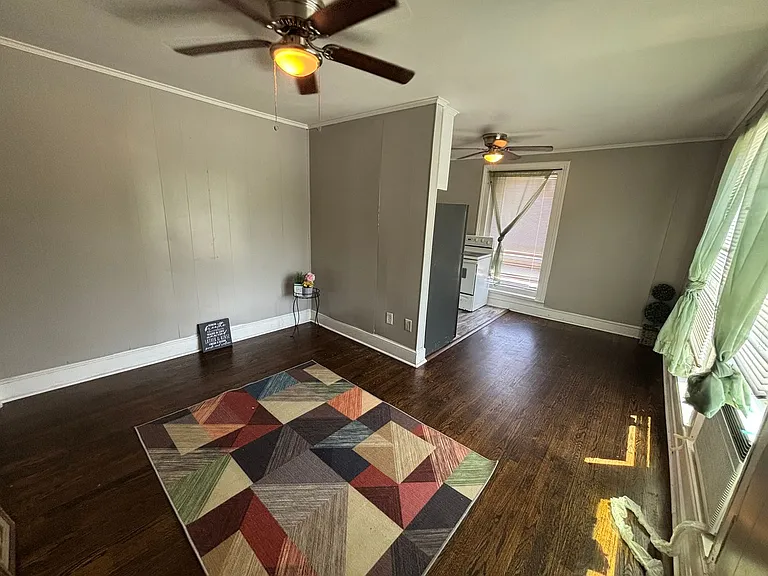 1114 S Aspen St — Photo 36