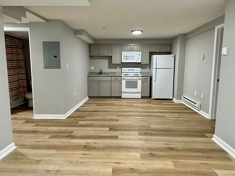 38 Emmons St #5 — Photo 10