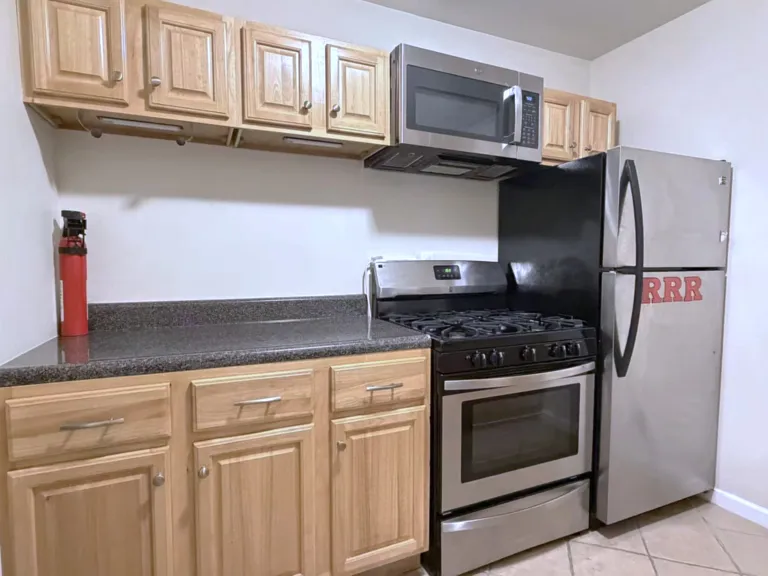 36 Howard Ct — Photo 7