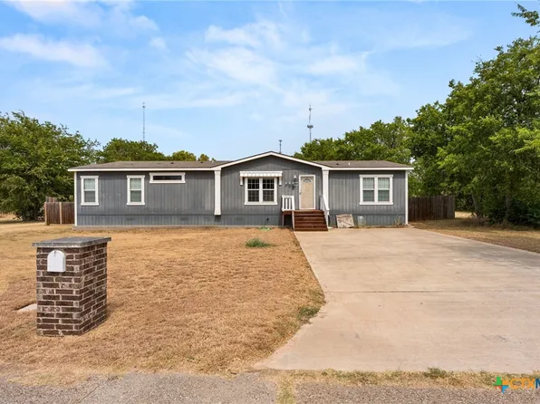 204 Rogers St, Mc Gregor, TX 76657