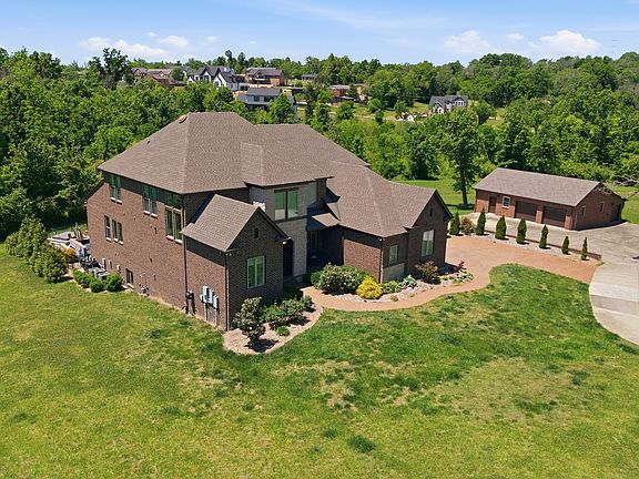 5th image of 1417 Fairview Dr