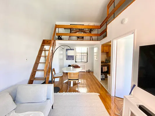 Rented by J PRESTON AND ASSOCIATES INC | media 16