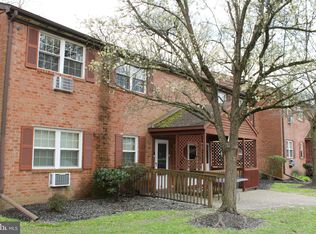 704 Garnet Dr, Burlington Township, NJ 08016
