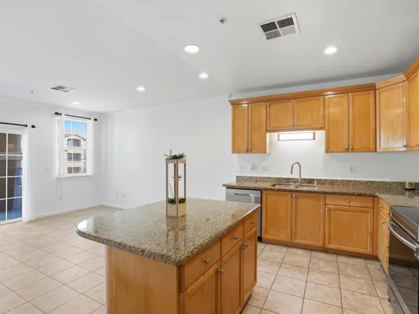 88 N Jackson Ave Unit 325, San Jose, CA 95116