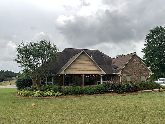 Back with covered porch 