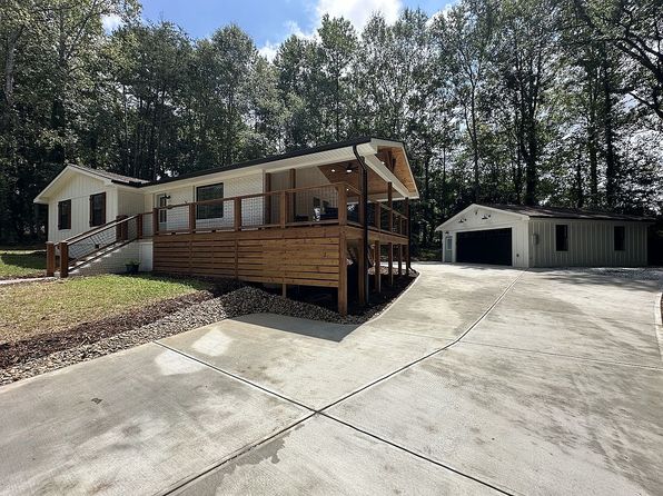698 Pickett Post Rd