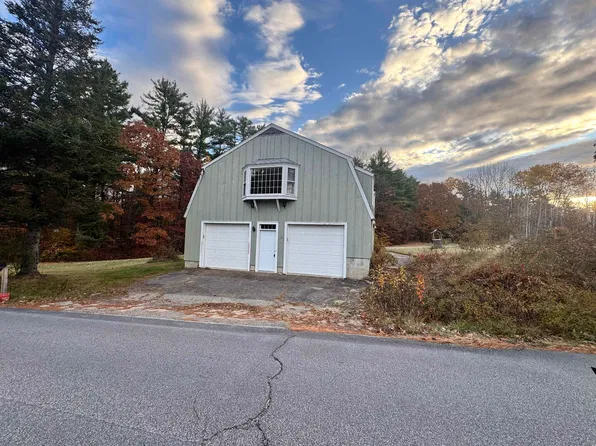 977 Dana Hill Rd, New Hampton, NH 03256