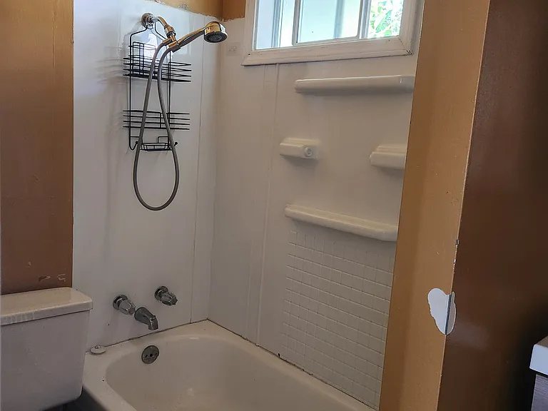1501-1503 Sturgus Ave S #B — Photo 16