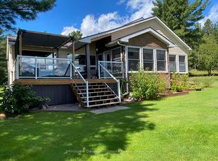 1075 Sandwood Rd, Muskoka Lakes, ON P0B1M0