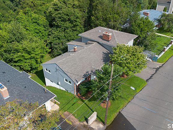 3rd image of 81 Esther Avenue