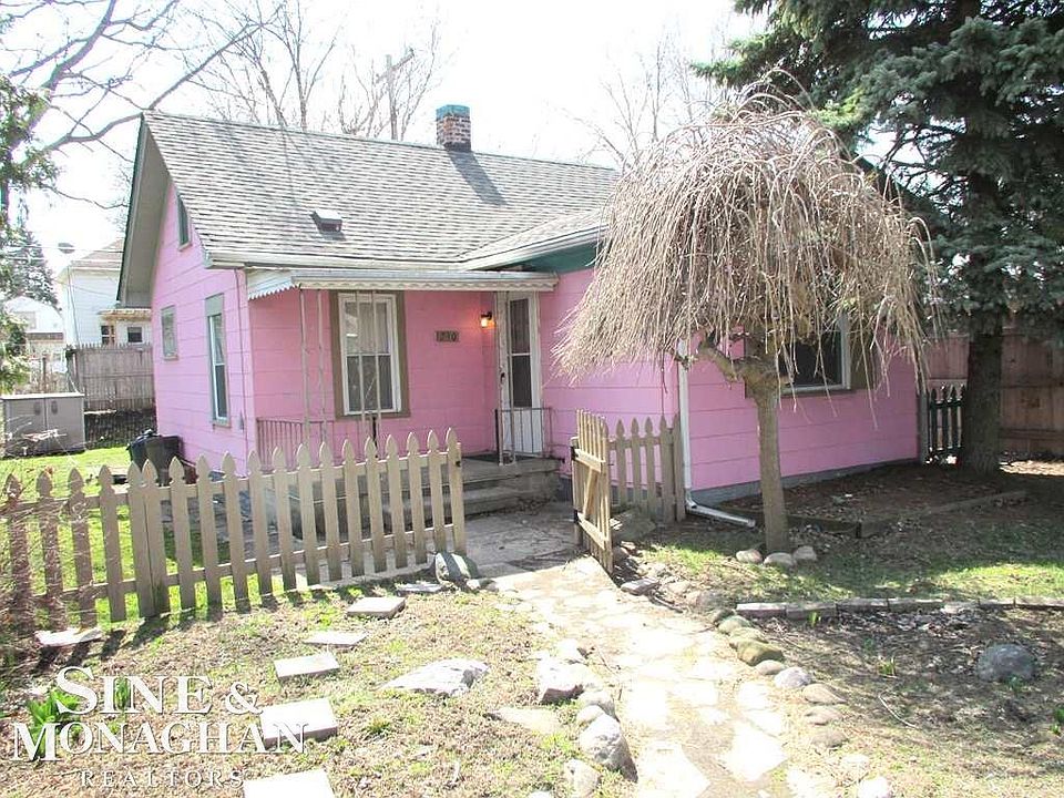 1st image of 230 E Troy St