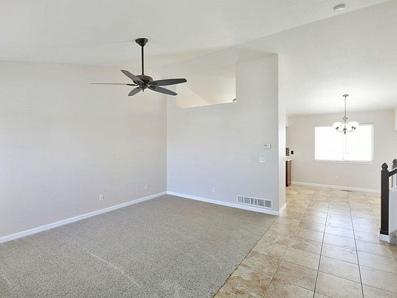 4th image of 1194 Eagle Dr