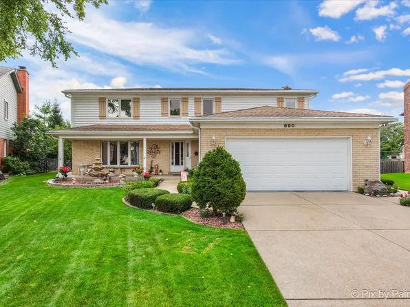690 Yorkshire Ln, Des Plaines, IL 60016