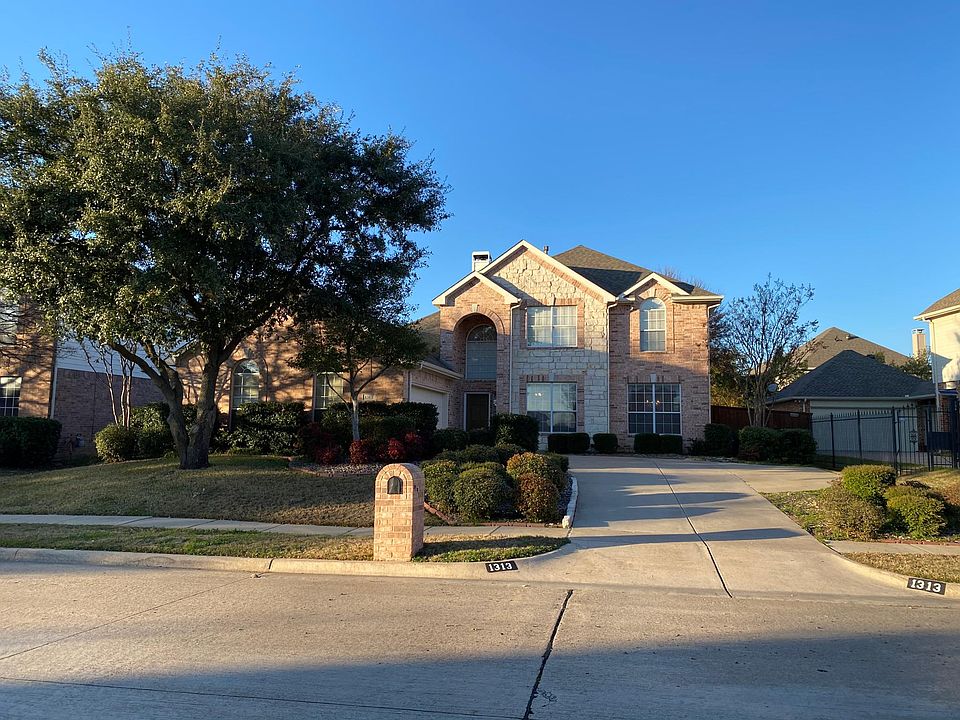 1st image of 1313 Clark Springs Dr