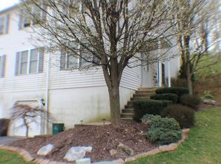 254 Bainbridge Cir, Sinking Spring, PA 19608