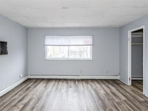 4th image of 333 Superior Ave APT 15