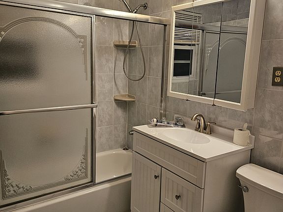 3rd image of 84 Baltimore Ave #2
