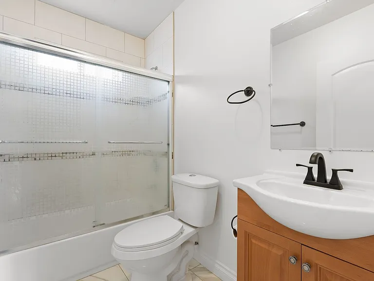 1534 N Soto St — Photo 10