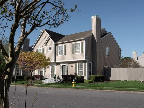 4734 Kempsville Greens Pkwy, Virginia Beach, VA 23462