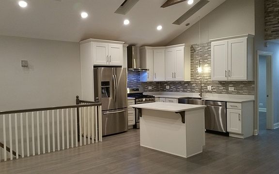 5th image of 5614 N Mulligan Ave