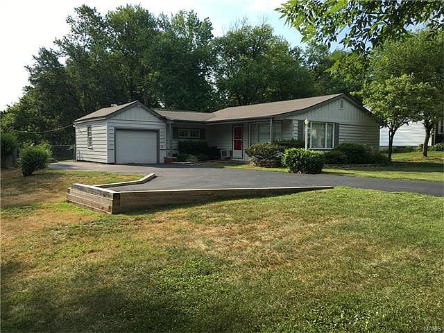 1st image of 105 Saint Marys Dr