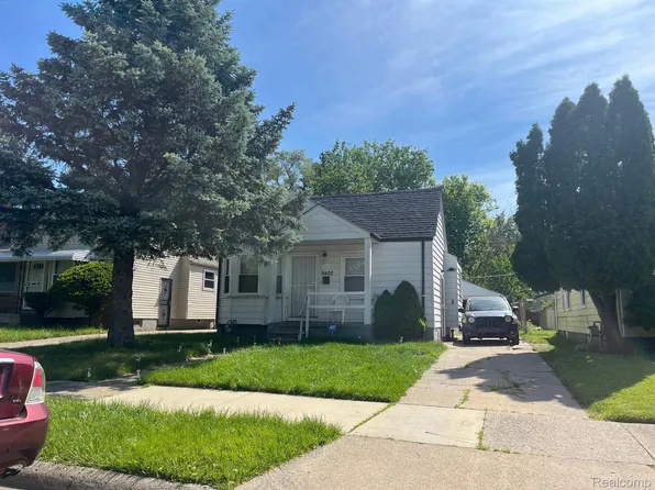 9402 Terry St, Detroit, MI 48228